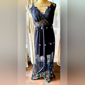 Pre-owned Black Lace Dress with Floral Accents